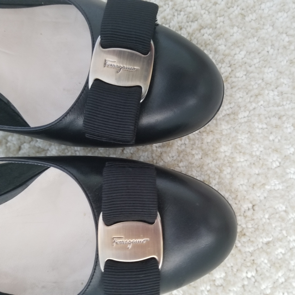 FERRAGAMO Vara Bow Pumps
